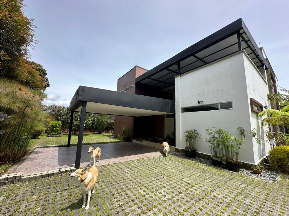 SE VENDE CASA DE LUJO EN EL ALTO DE LAS PALMAS, ENVIGADO. — foto 2