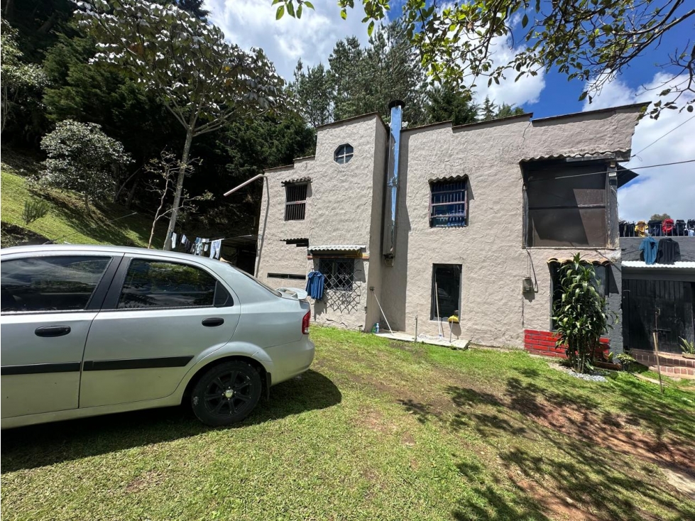 SE VENDE CASA FINCA EN CARRIZALES, EL RETIRO. — foto 3