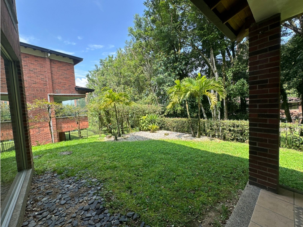 SE ALQUILA O SE VENDE CASA CAMPESTRE EN EL POBLADO, ANTIOQUIA. — foto 4