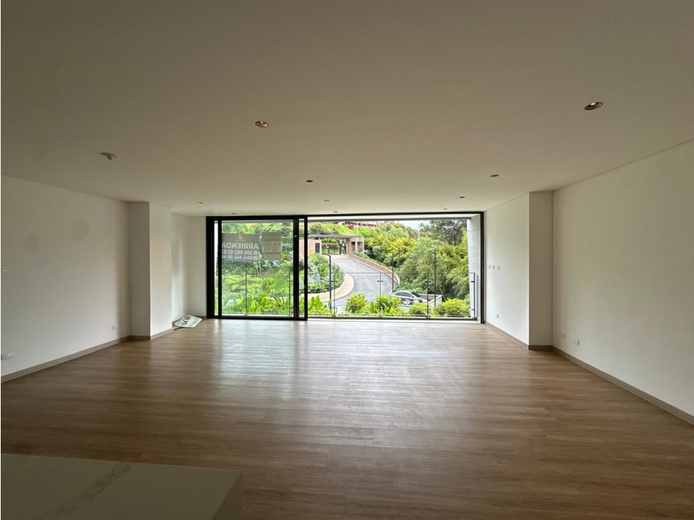 SE ARRIENDA APARTAMENTO EN SAJONIA, RIONEGRO. — foto 3