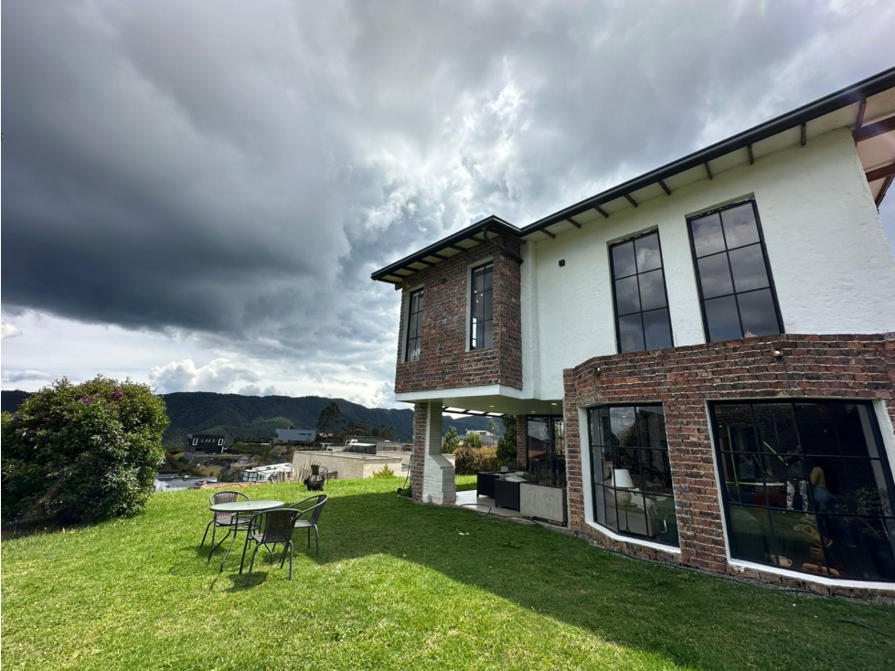 SE VENDE CASA EN LA LOMA DEL ESCOBERO — foto 3