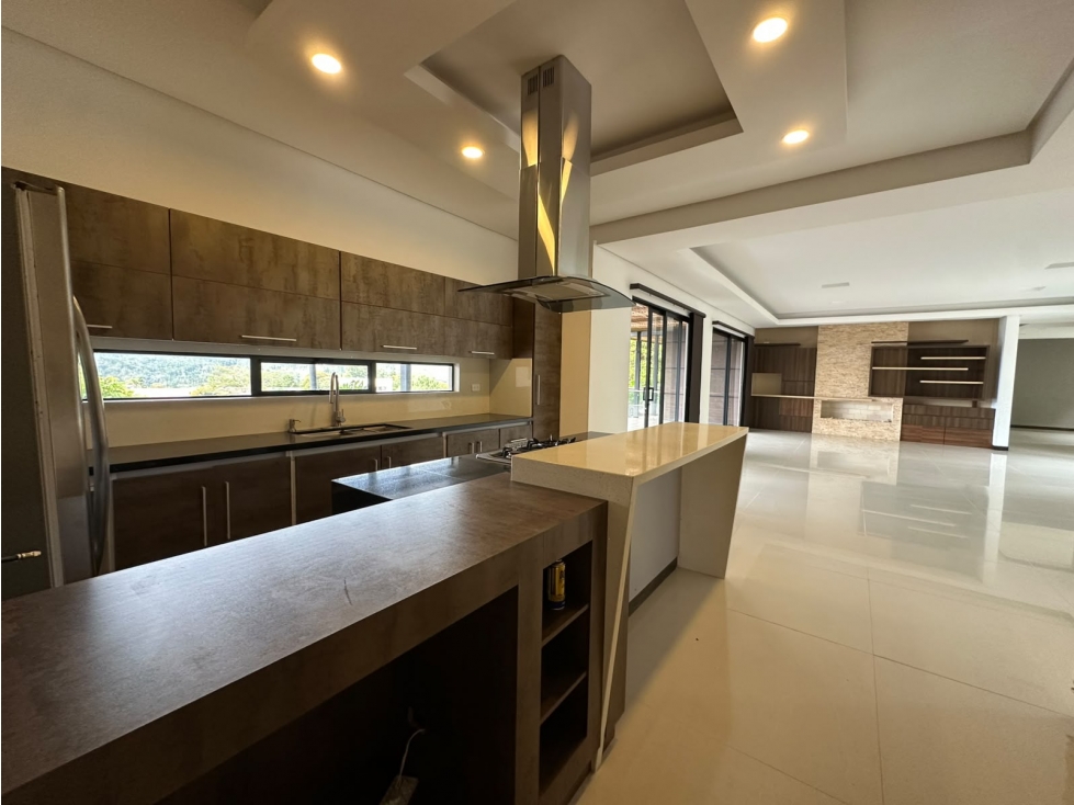SE VENDE CASA DE LUJO EN EL RETIRO ANTIOQUIA. — foto 3