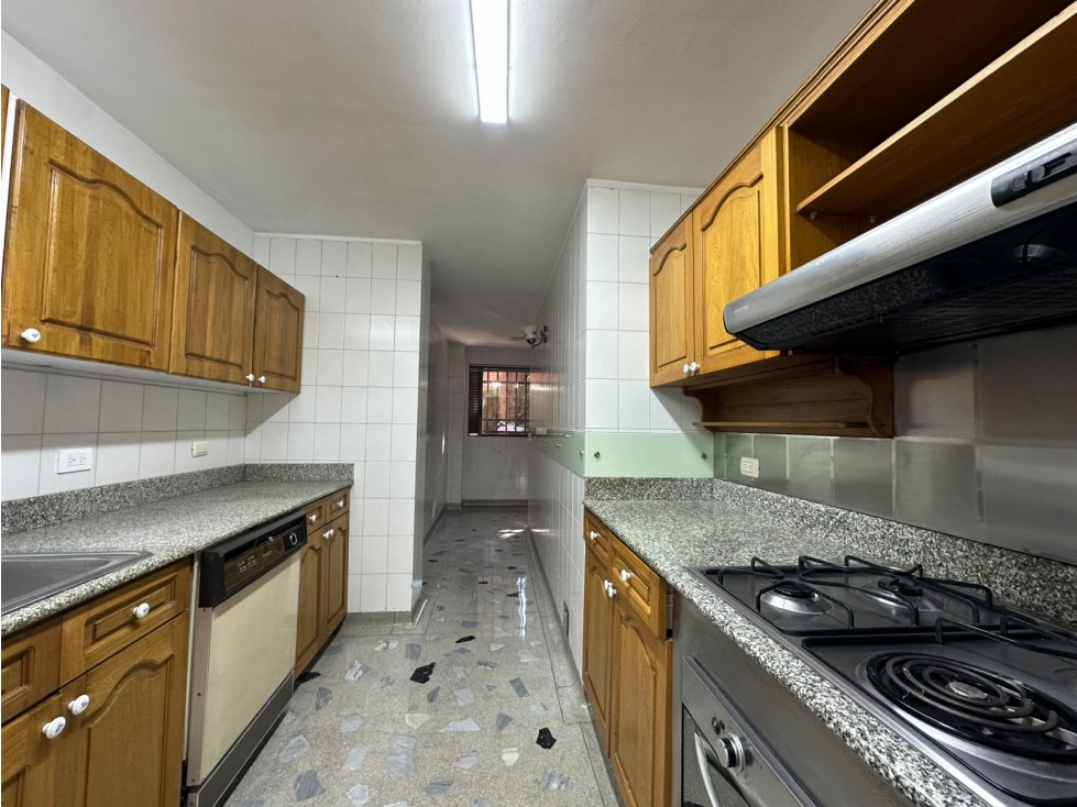 Se arrienda apartamento en la Transversal Superior, El Poblado. — foto 4
