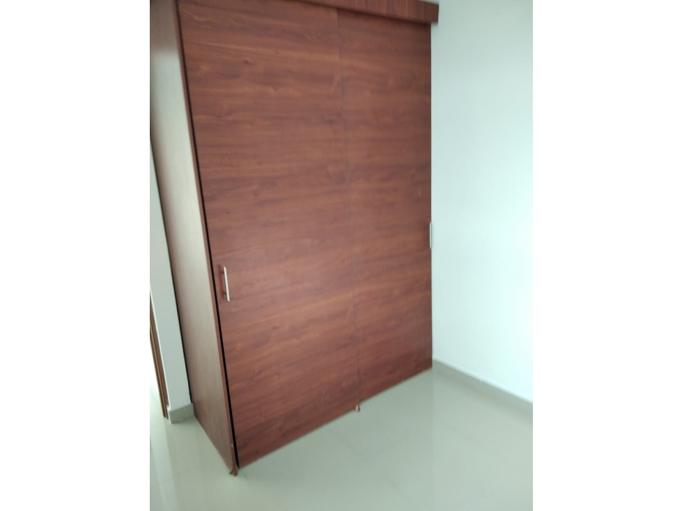 SE VENDE APARTAMENTO EN ROBLEDO. — foto 4