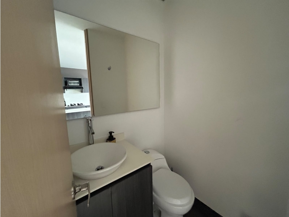 SE VENDE APARTAMENTO EN EL POBLADO,LOMA DE LOS GONZALEZ — foto 3
