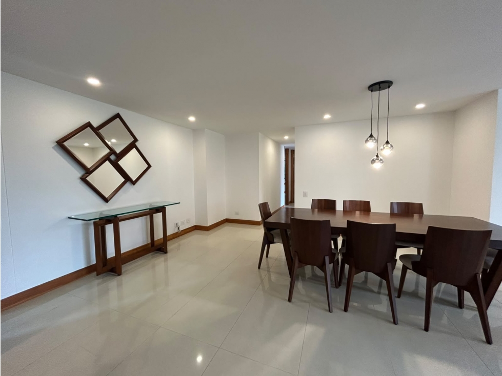 APARTAMENTO EN VENTA EL POBLADO, SECTOR ALEJANDRÍA — foto 3