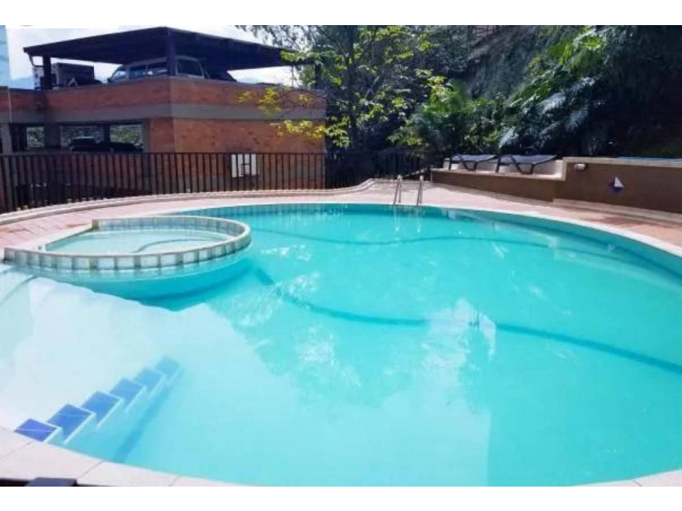 Vendo Apartamento Poblado, Castropol — foto 2