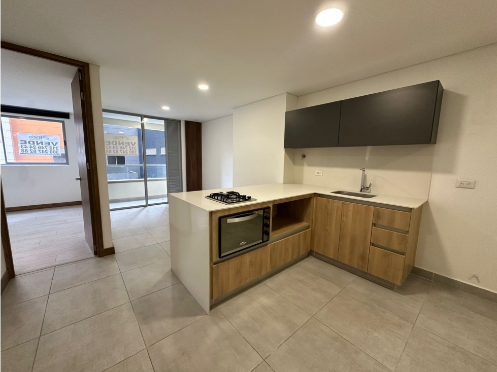 SE VENDE APARTAMENTO EN CIUDAD DEL RIO, POBLADO. — foto 2