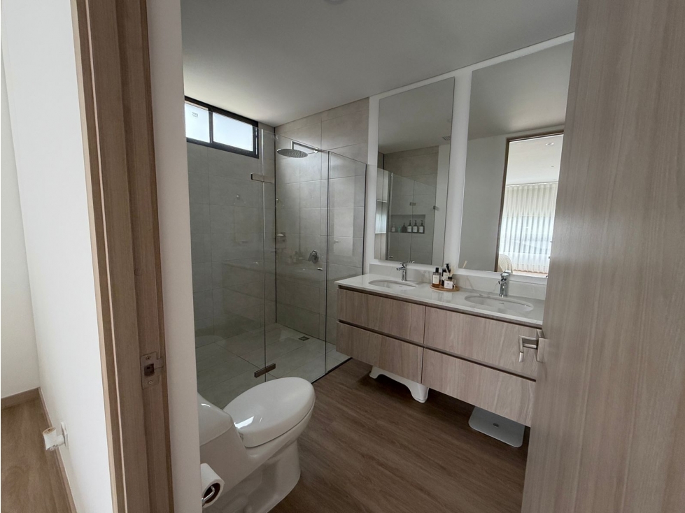 SE ARRIENDA O SE VENDE APARTAMENTO EN SAJONIA, RIONEGRO. — foto 6