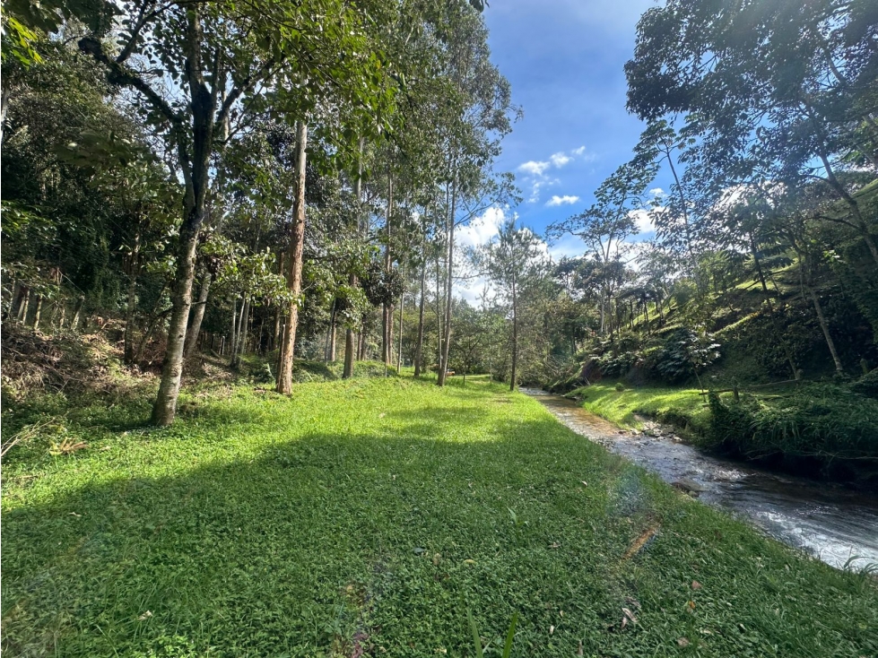 SE VENDE HERMOSO LOTE EN EL SECTOR DE FIZEBAD, EL RETIRO. — foto 5