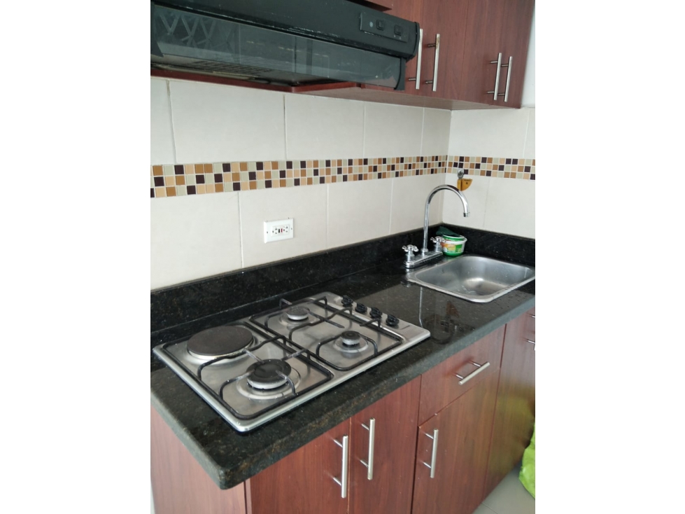 SE VENDE APARTAMENTO EN ROBLEDO. — foto 5