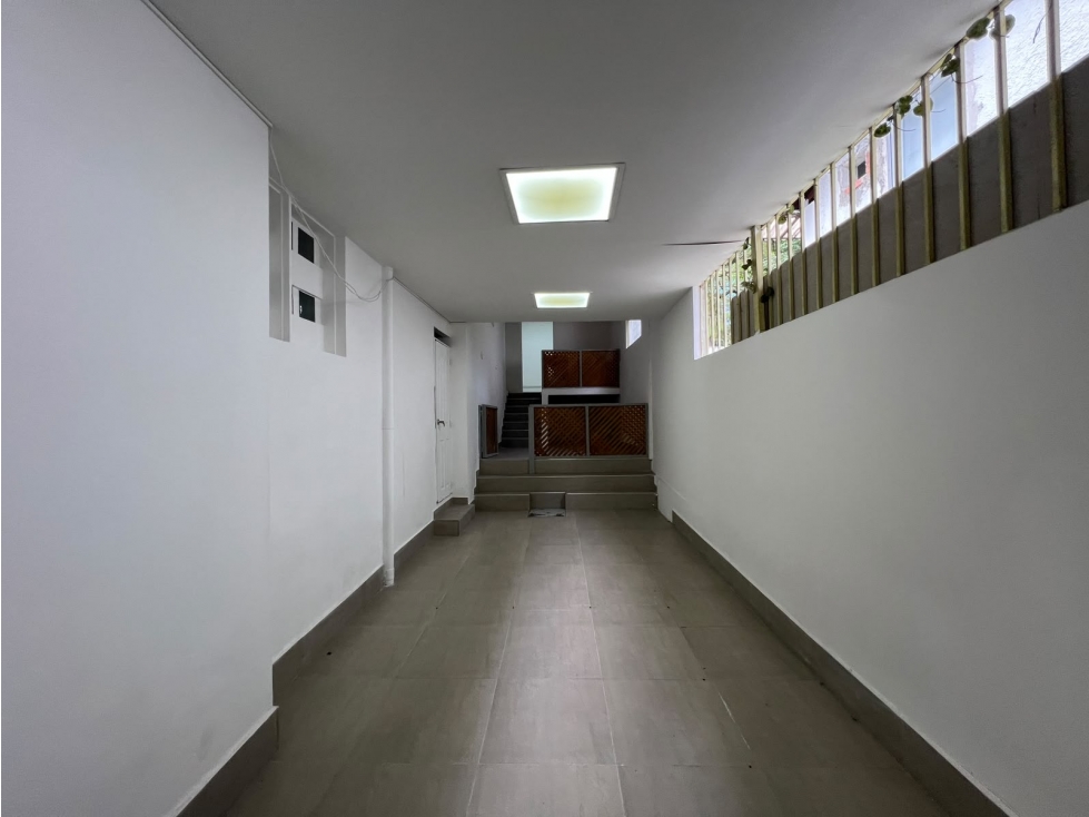 SE ARRIENDA CASA COMERCIAL EN MILLA DE ORO. — foto 5