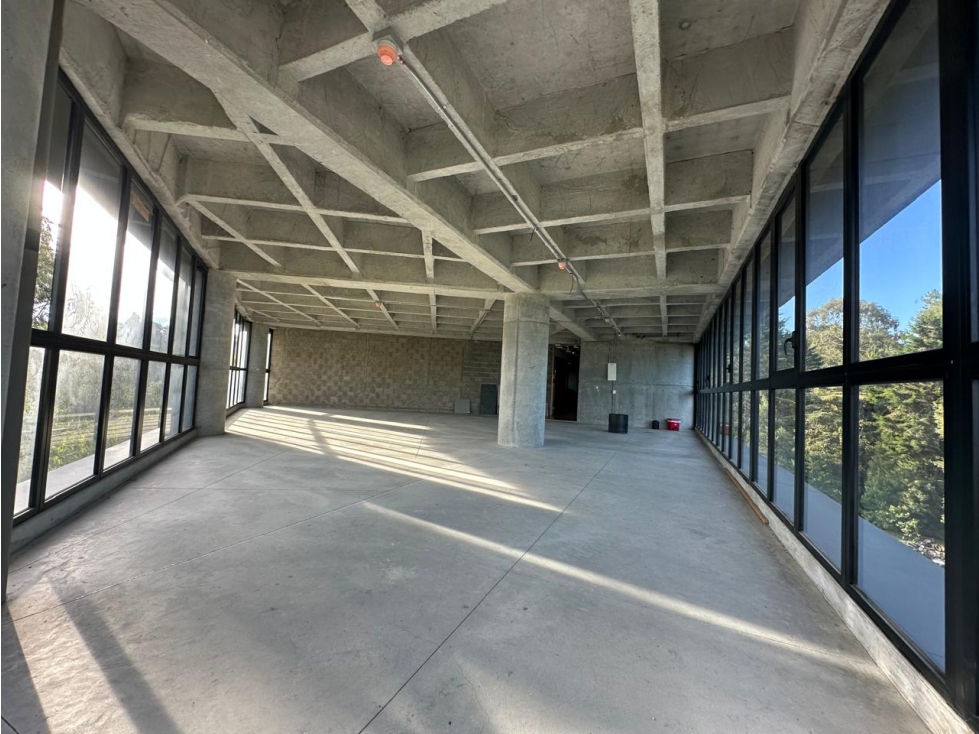 SE ARRIENDA O SE VENDE OFICINA EN EDIFICIO, ALTO DE LAS PALMAS. — foto 4