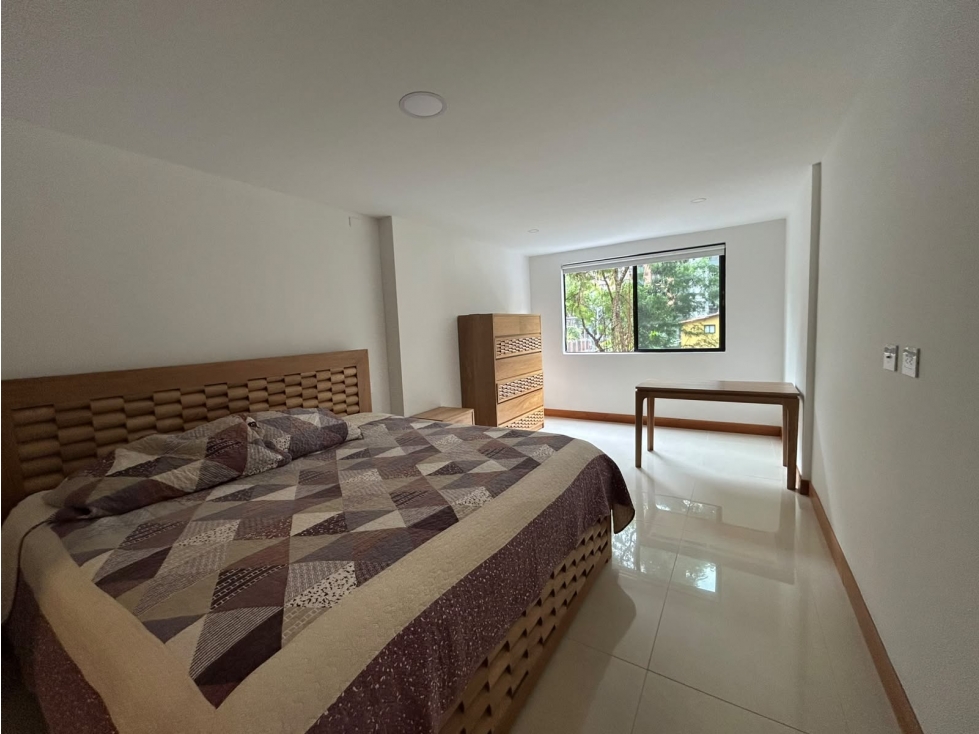 APARTAMENTO EN VENTA EL POBLADO, SECTOR ALEJANDRÍA — foto 4