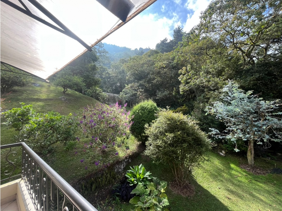SE ARRIENDA HERMOSA CASA EN SECTOR EL ESCOBERO — foto 6