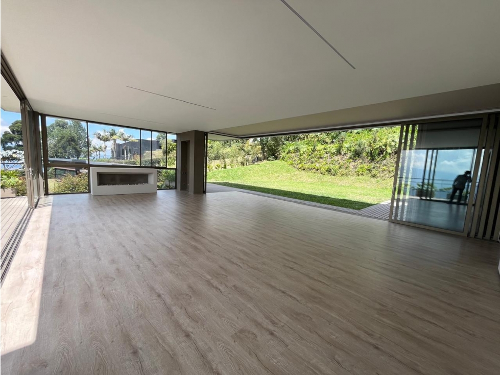 SE ARRIENDA O SE VENDE CASA DE LUJO EN EL ALTO DE LAS PALMAS. — foto 6