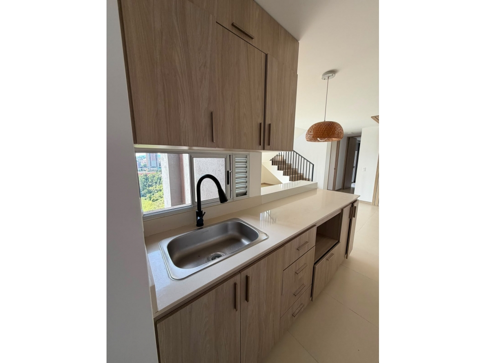 SE VENDE APARTAMENTO DÚPLEX EN RIONEGRO,SECTOR OJO DE AGUA — foto 4