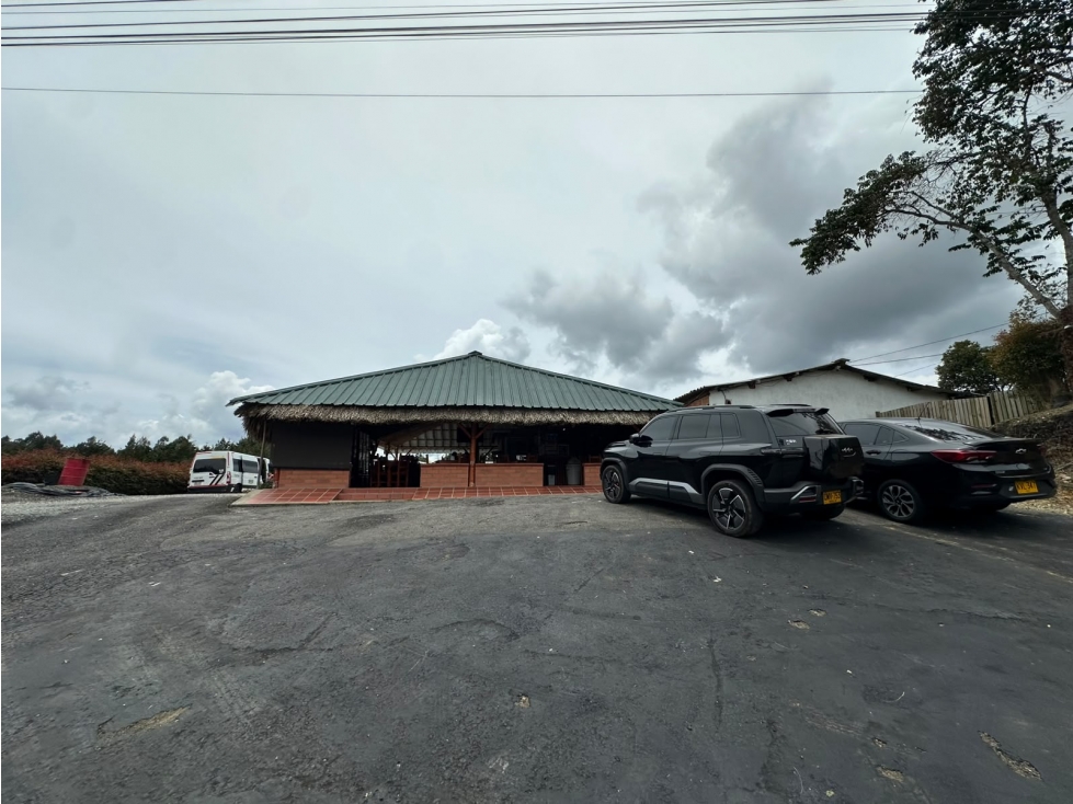 RECONOCIDO RESTAURANTE EN ARRIENDO UBICACIÓN ESTRATEGICA — foto 4