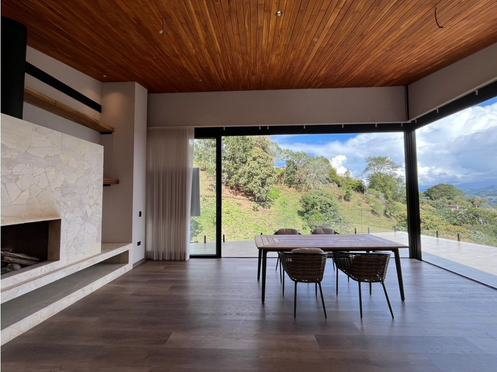 SE VENDE CASA DE LUJO PARA ESTRENAR EN EL RETIRO, SECTOR FIZEBAD — foto 2