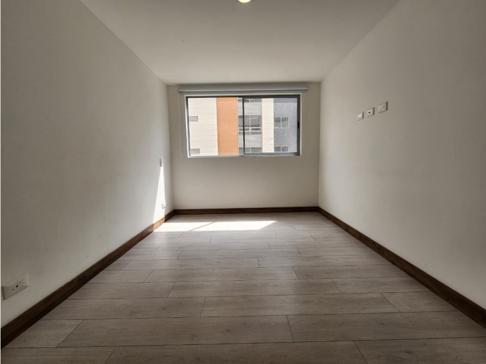 SE VENDE APARTAMENTO EN CIUDAD DEL RIO, POBLADO. — foto 6