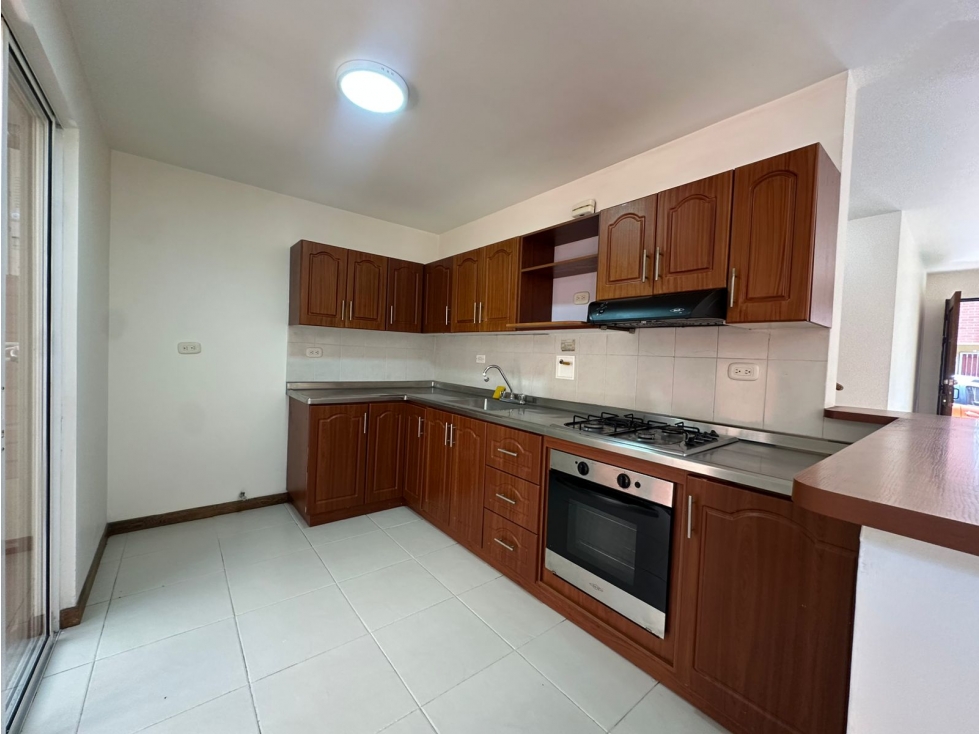SE VENDE CASA EN SAN ANTONIO, RIONEGRO. — foto 6
