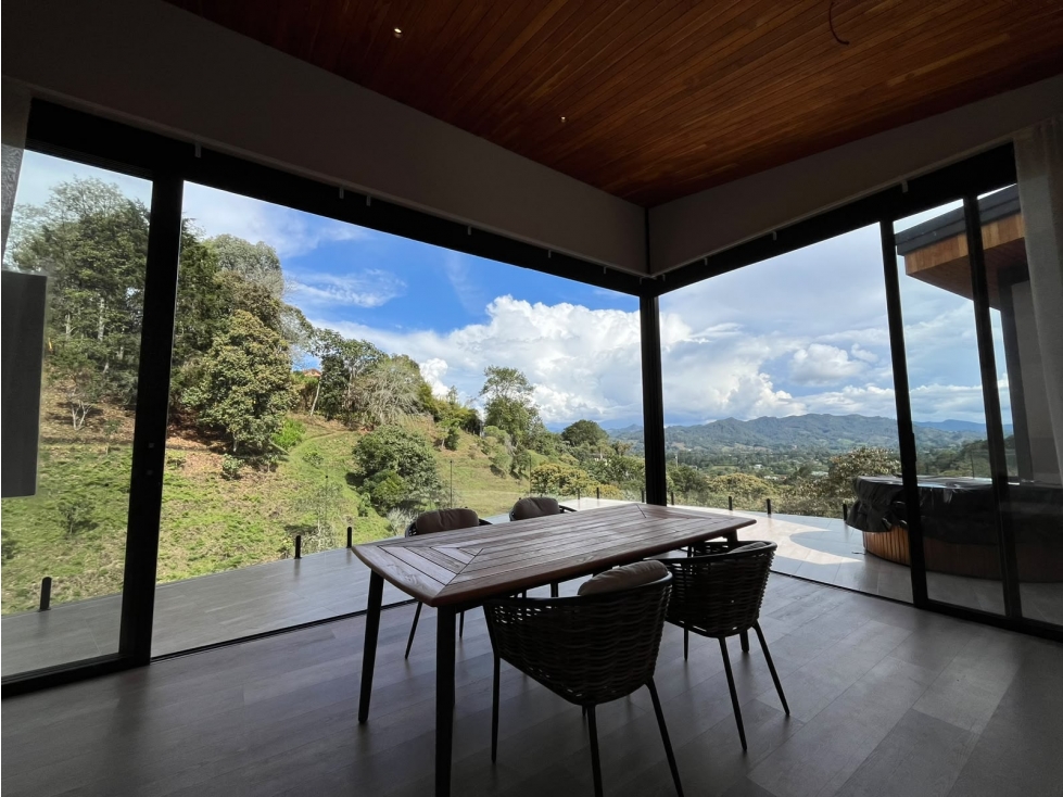 SE VENDE CASA DE LUJO PARA ESTRENAR EN EL RETIRO, SECTOR FIZEBAD — foto 3