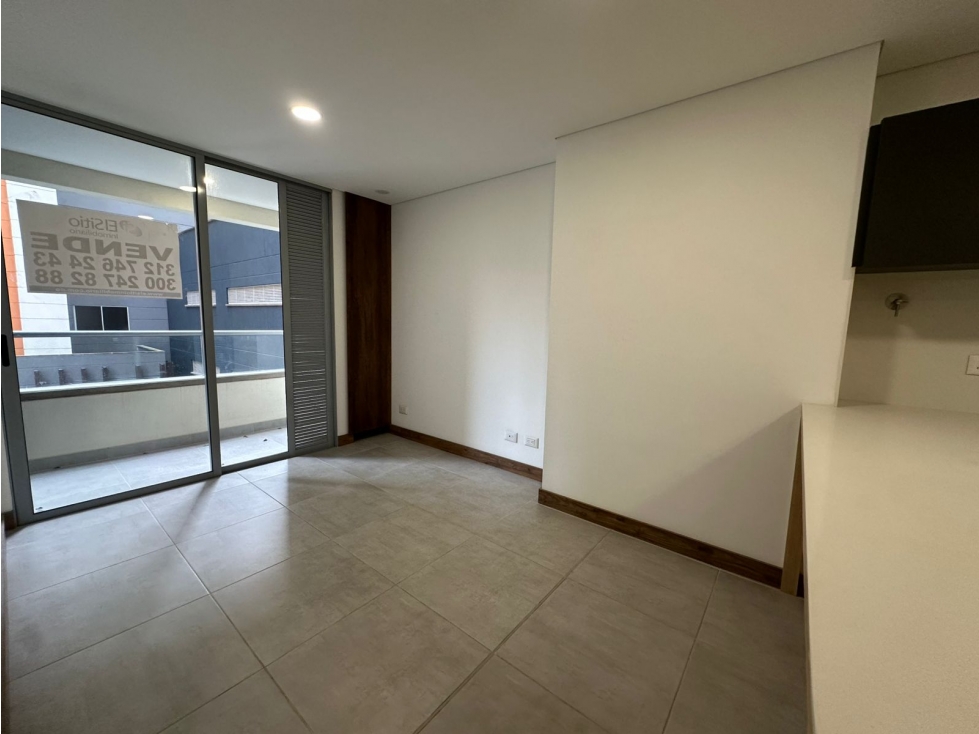 SE VENDE APARTAMENTO EN CIUDAD DEL RIO, POBLADO.