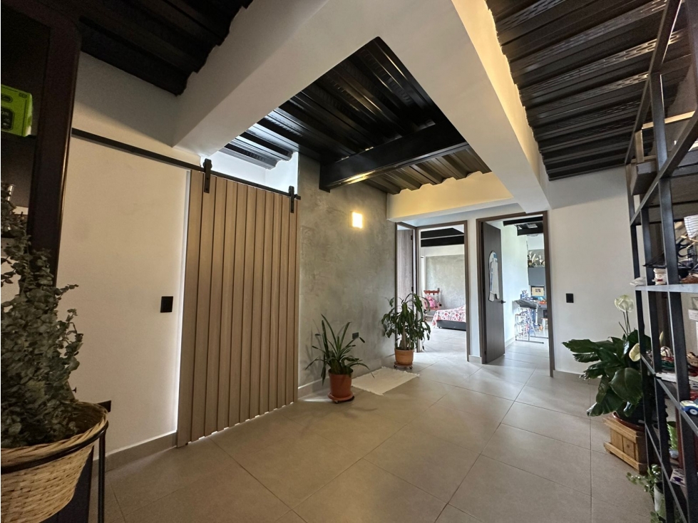 SE VENDE CASA DE LUJO EN LA LOMA DEL ESCOBERO — foto 5