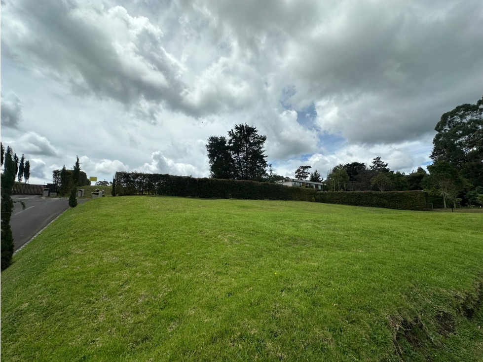 SE VENDE LOTE CAMPESTRE EN EL ALTO DE LAS PALMAS. — foto 2