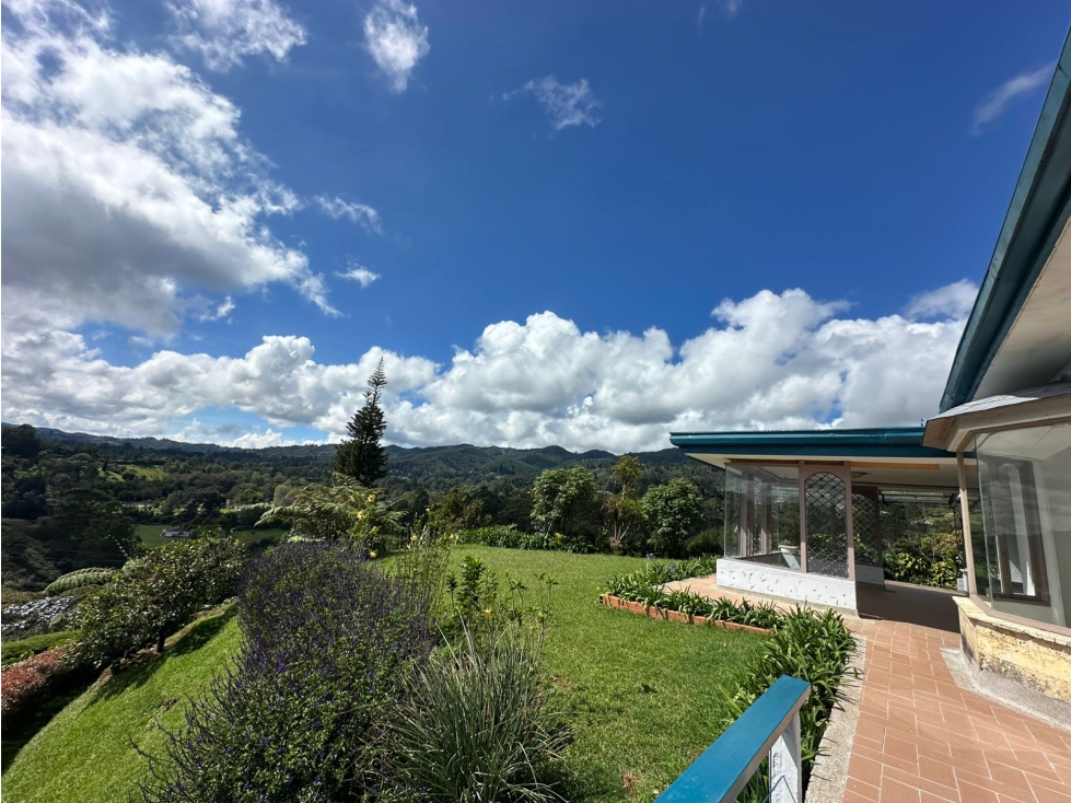 SE VENDE CASA CON PRECIO DE OPORTUNIDAD EN EL RETIRO, SECTOR FIZEBAD. — foto 3