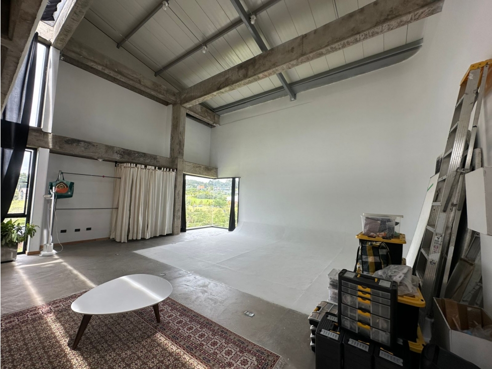 SE ARRIENDA BODEGA O ESTUDIO EN EL ALTO DE LAS PALMAS. - 6