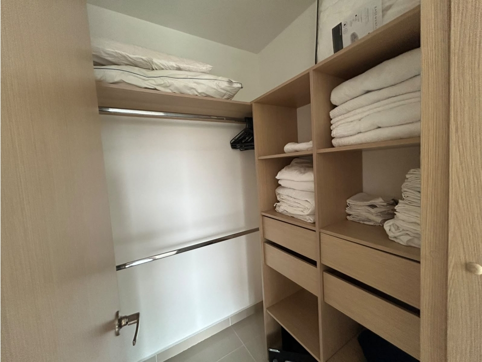 SE VENDE APARTAMENTO EN EL POBLADO,LOMA DE LOS GONZALEZ — foto 5