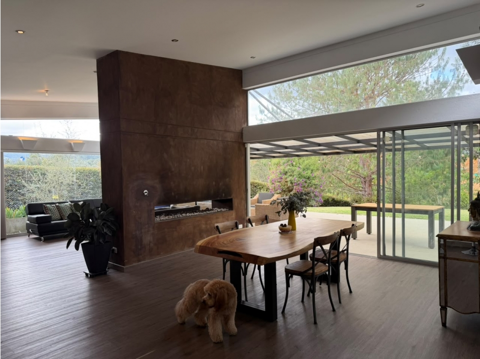 SE VENDE CASA DE LUJO EN UNIDAD CERRADA, EL ESCOBERO. — foto 5
