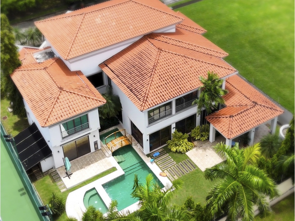 Alquiler o venta casa en Costa del Este, Panamá