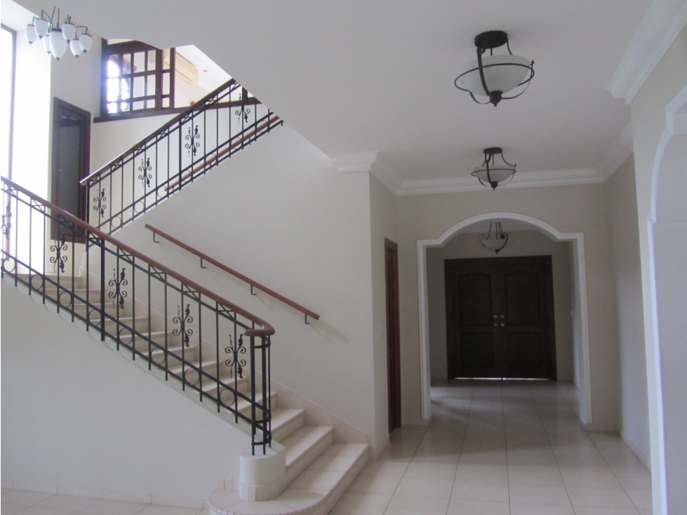 Camino de Cruces - Casa en Alquiler o Venta - 4