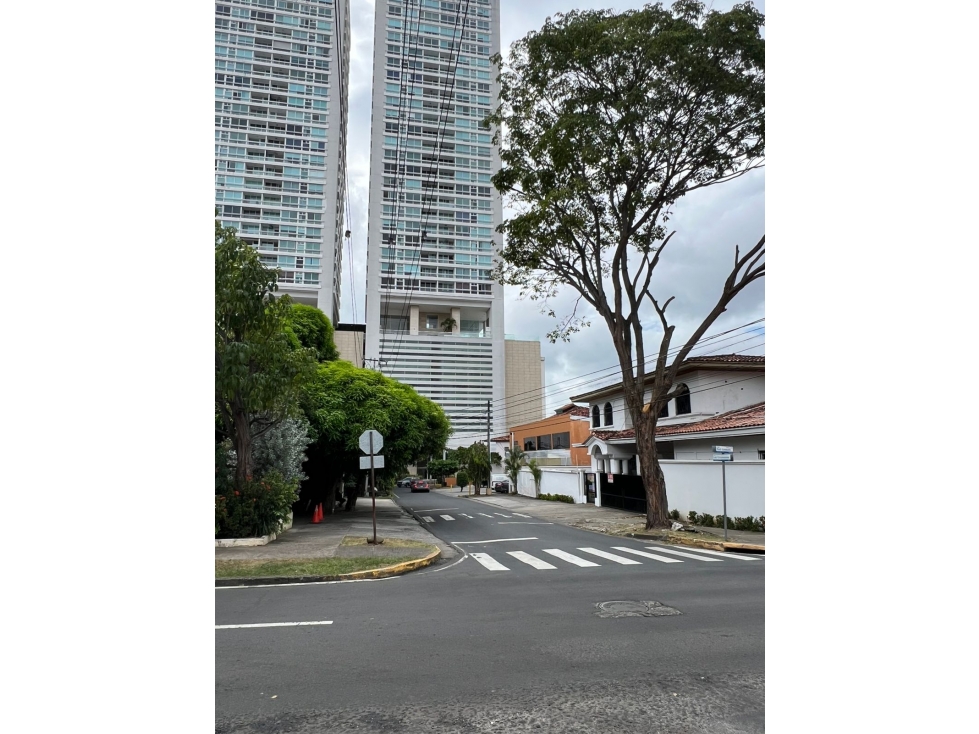 Obarrio Local Comercial en Alquiler — foto 3