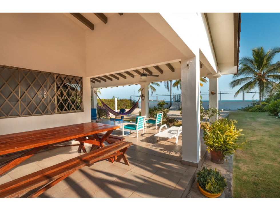 Playa Blanca - Venta de Casa de Playa frente al Mar - 2
