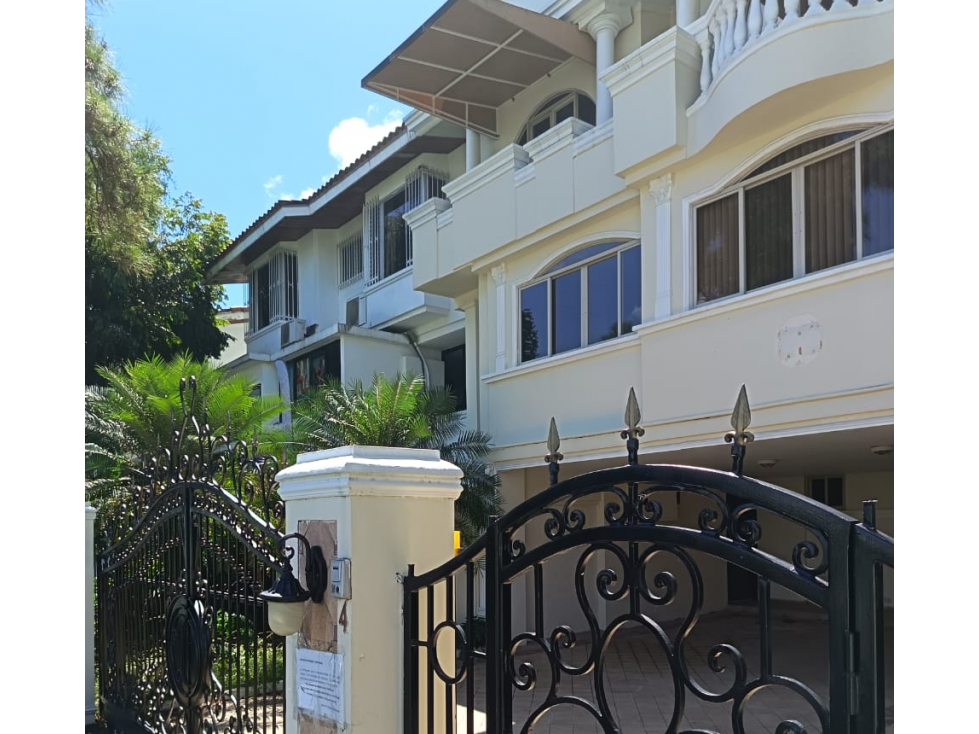 Obarrio - Alquiler de Casa Duplex - 2