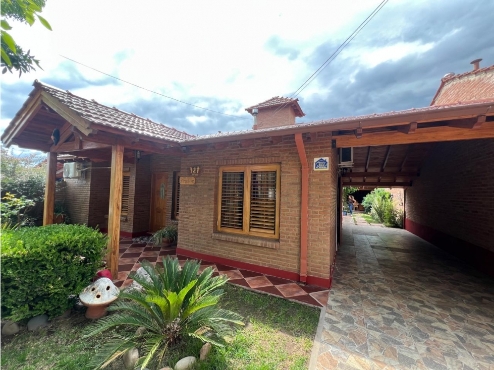 Casa Familiar en "Solares de Villanueva" Mina Clavero-Traslasierra-Cba - 2