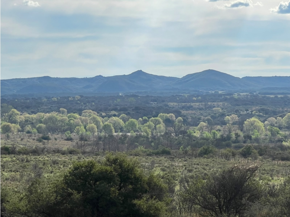 Importantes Fracciones de Terreno en Nono - Acceso privado al Río - 2