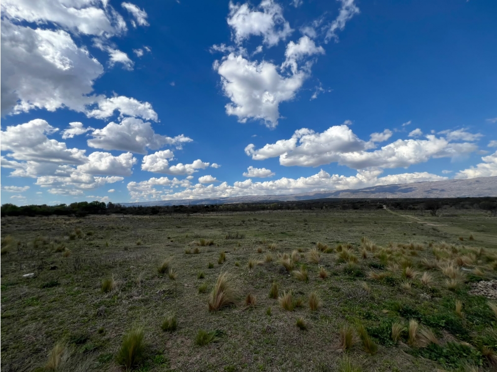 Importantes Fracciones de Terreno en Nono - Acceso privado al Río - 6