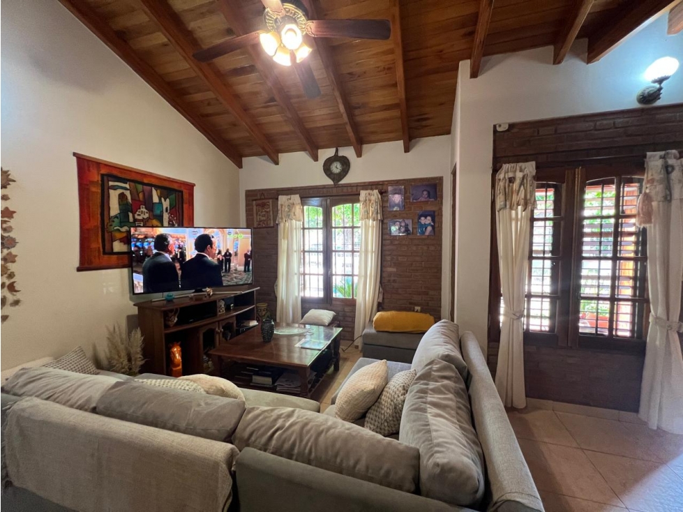 Casa Familiar en "Solares de Villanueva" Mina Clavero-Traslasierra-Cba - 3