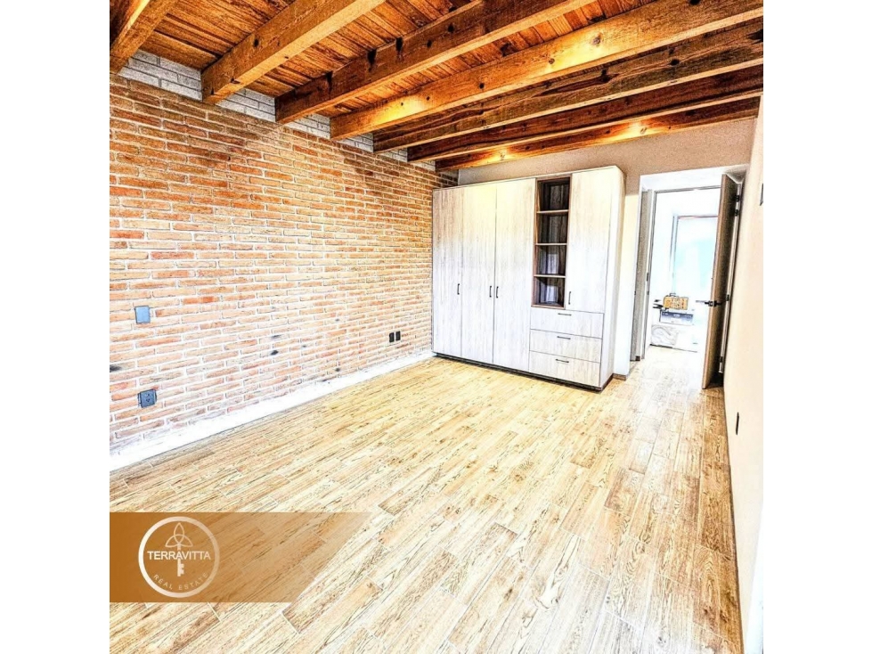 VENTA EXCLUSIVA CASA EN BARRIO DE LA MAGDALENA, TEQUISQUIAPAN - 2