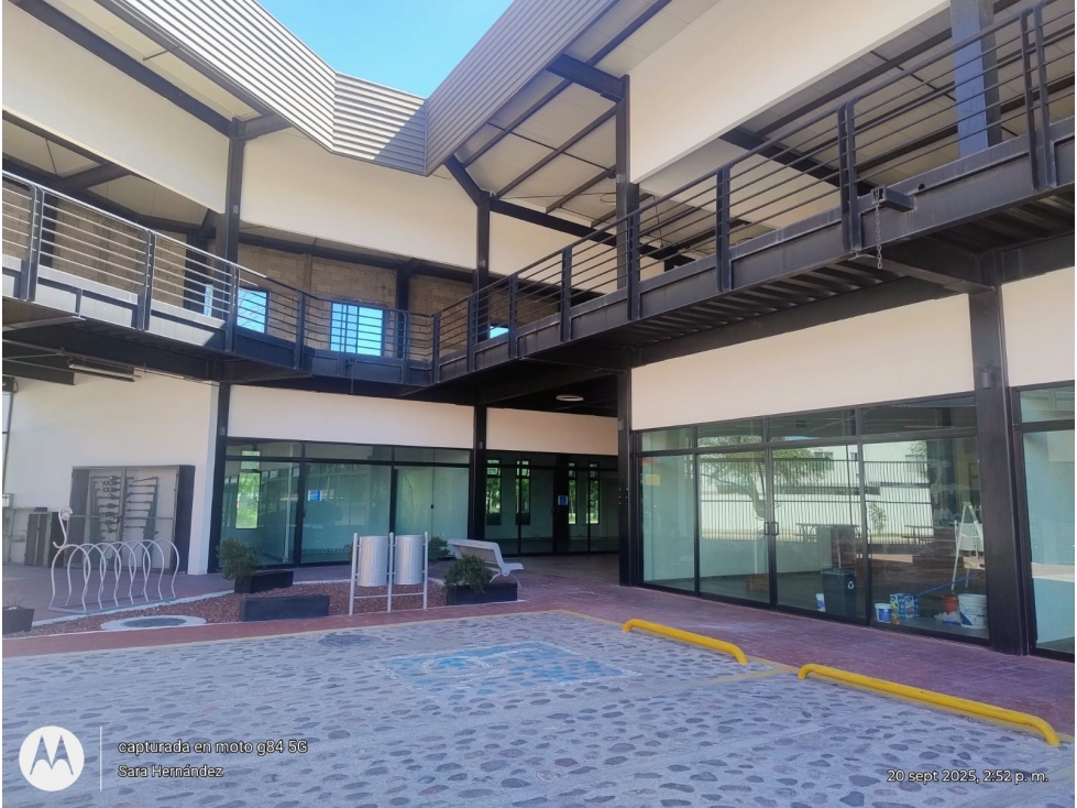 RENTA DE LOCALES EN PLAZA EL 7 - 3