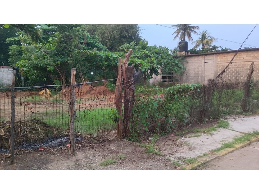 TERRENO EN AVENIDA YUCATAN EN LOMA BONITA OAXACA - 2