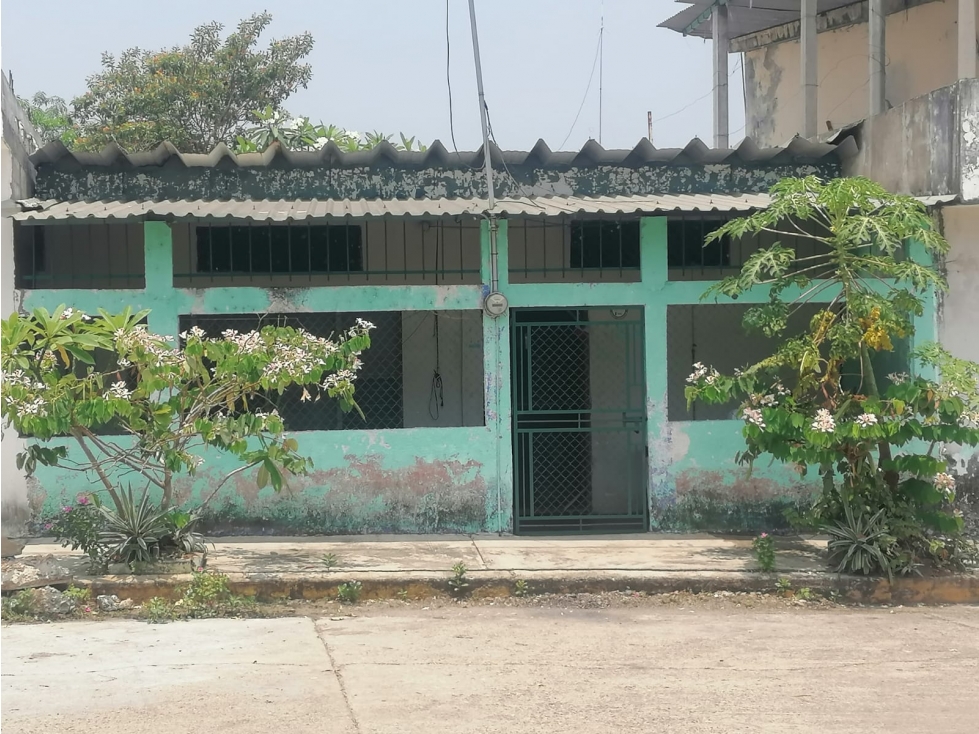 CASA CENTRICA EN VENTA TRES VALLES VER - 1