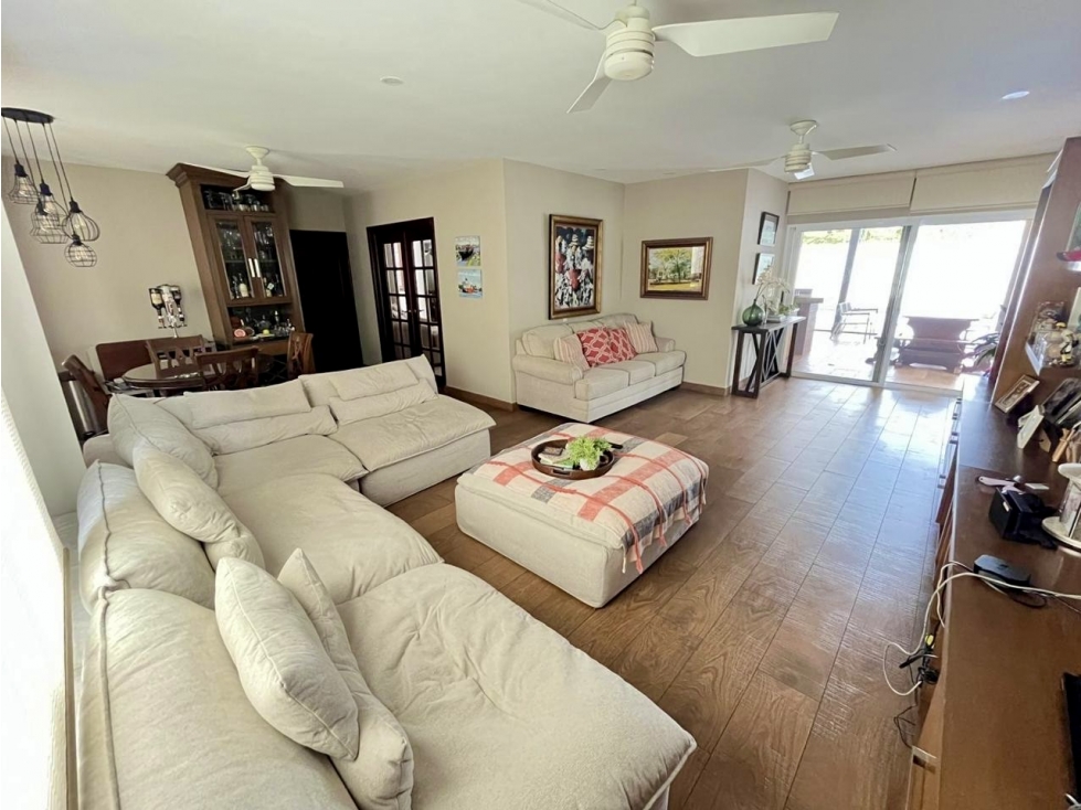 Casa en Costa del Este con piscina privada y jardín — foto 5