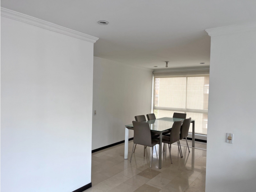 Apartamento de 3 alcobas en venta. Medellín, El Poblado Tv Inferior — foto 5