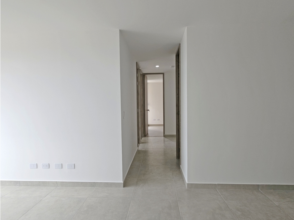Apartamento de 3 alcobas en venta. Sabaneta, Las Lomitas — foto 6