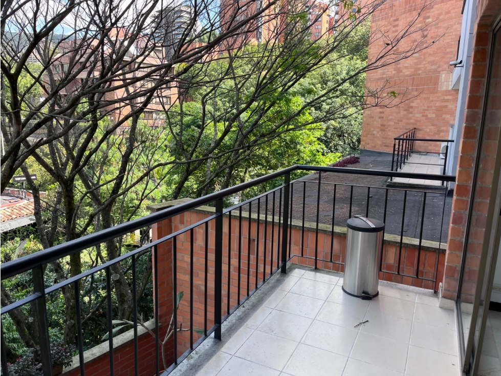 Apartamento de 3 alcobas en venta. Medellín, El Poblado Tv Inferior — foto 2
